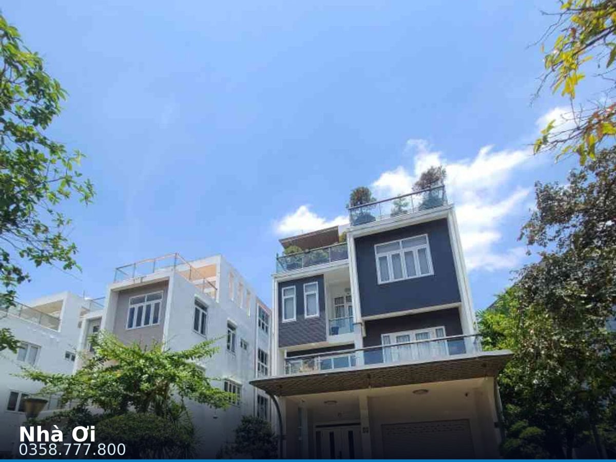 Nhà đất — Bưng Ông Thoàn, Long Trường, Quận 9 — 300m² · ngang 12m · 3 tầng — 38,8 tỷ