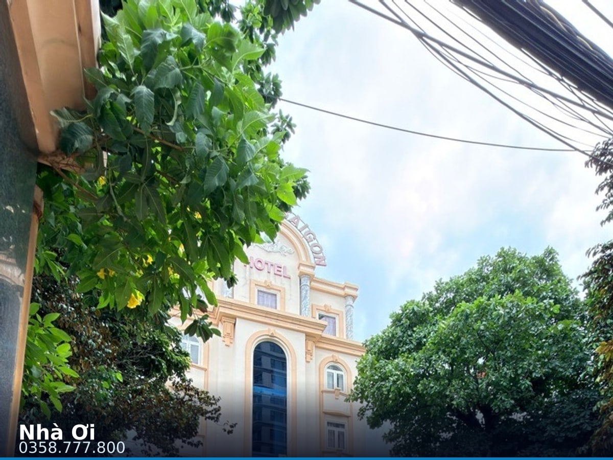 Nhà đất — Đường 11 (Q9 Thủ Đức cũ), Long Bình, Quận 9 — 694m² · ngang 12m · 7 tầng — 168 tỷ