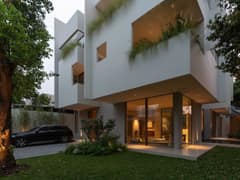 Nhà đất — Đường D10, Bình Trưng, Quận 2 — 404m² · ngang 16.5m · 3 tầng — 95 tỷ