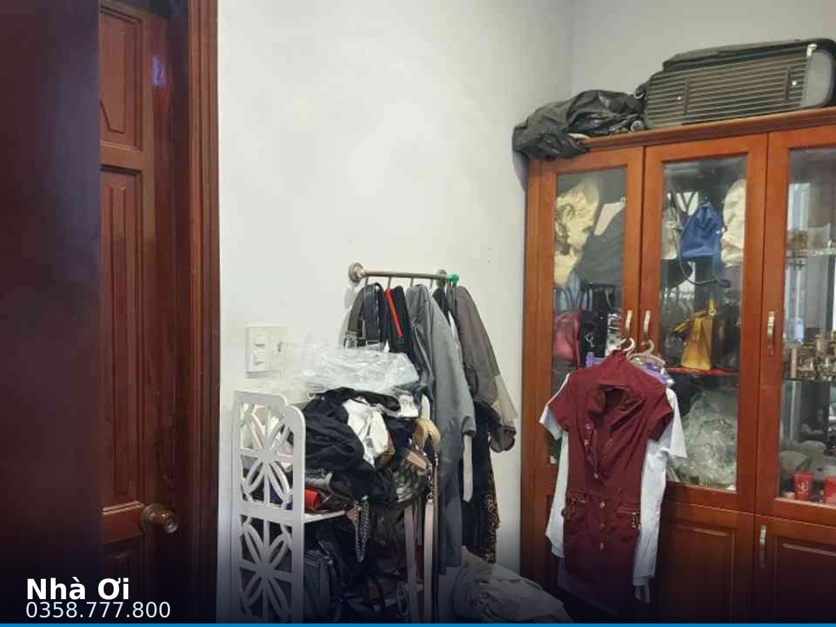 Nhà đất — Đường Số 5, Bình Trưng, Quận 2 — 210m² · ngang 10m · 3 tầng — 34 tỷ