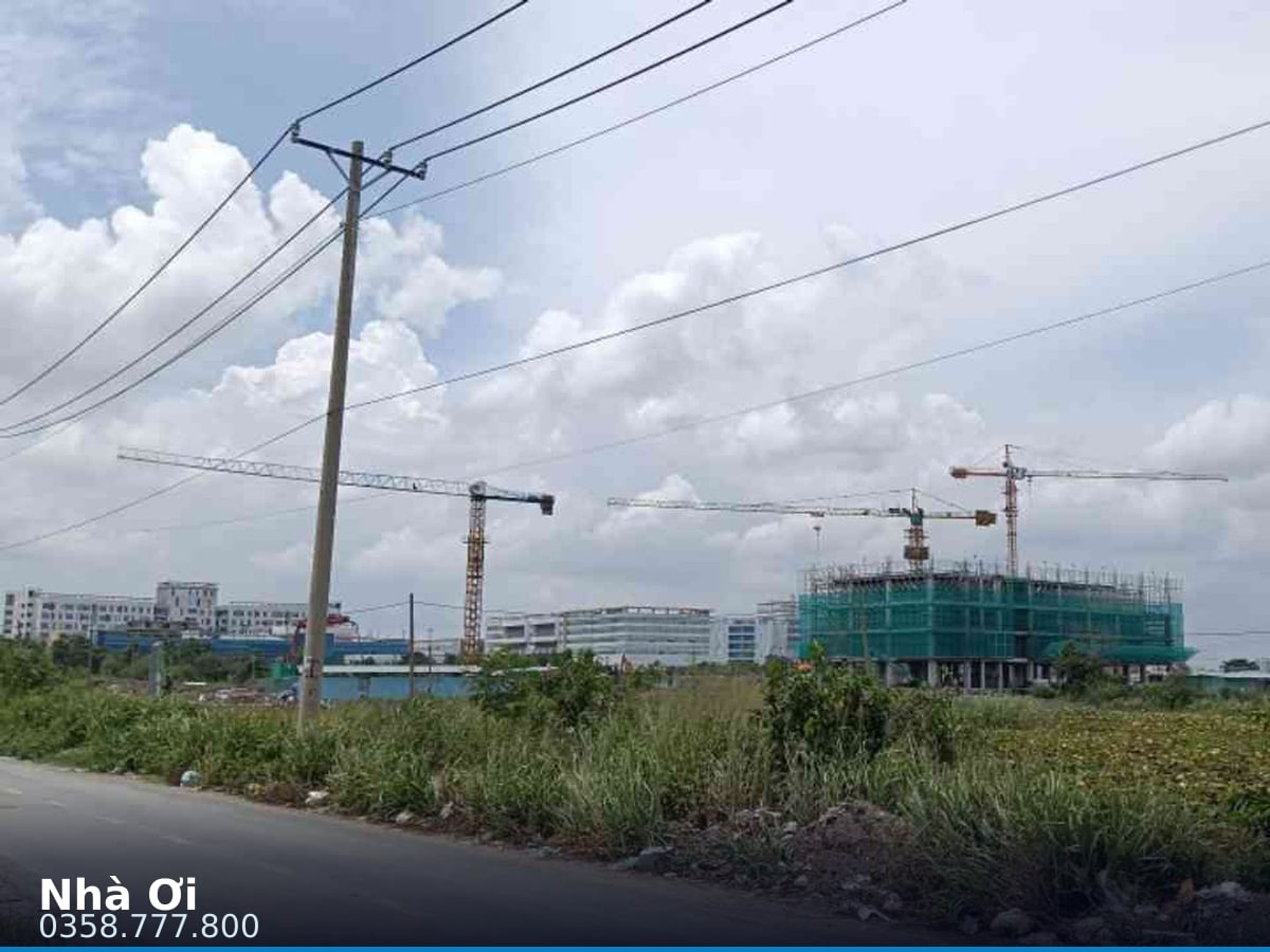 Nhà đất — Nguyễn Đình Kiên, Tân Nhựt, Bình Chánh — 1885.1m² · ngang 64m — 37,7 tỷ