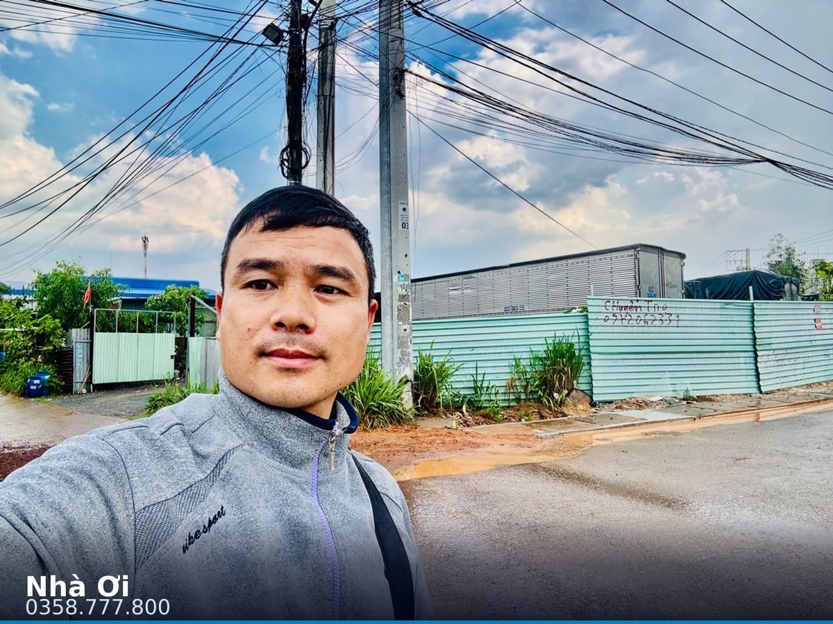 Nhà đất — Tân Uyên, Tân Hiệp, Thành phố Thủ Đức — 724m² · ngang 90m — 33 tỷ