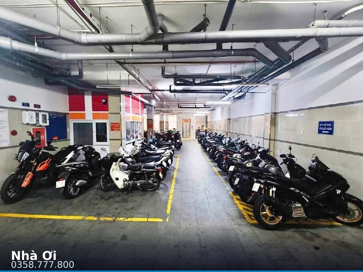 Nhà đất — Thoại Ngọc Hầu, Tân Phú — 600m² · ngang 10m · 8 tầng — 125 tỷ