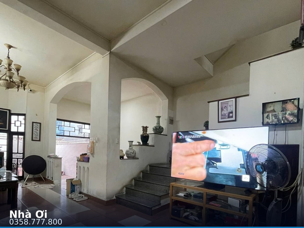 Nhà hẻm — Cách Mạng Tháng 8, Hòa Hưng, Quận 10 — 175m² · ngang 7.5m · 3 tầng — 26,5 tỷ