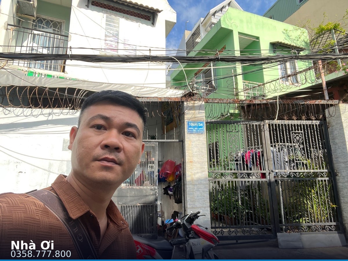 Nhà hẻm — Hoài Thanh, Phú Định, Quận 8 — 305m² · ngang 11m · 4 tầng — 26 tỷ