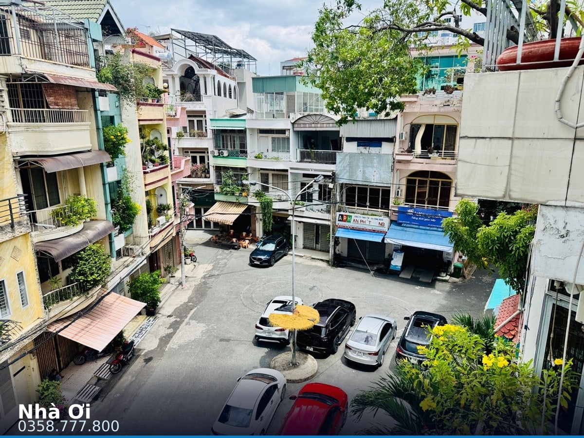 Nhà hẻm — Thành Thái, Hòa Hưng, Quận 10 — 69m² · ngang 4.2m · 5 tầng — 26 tỷ