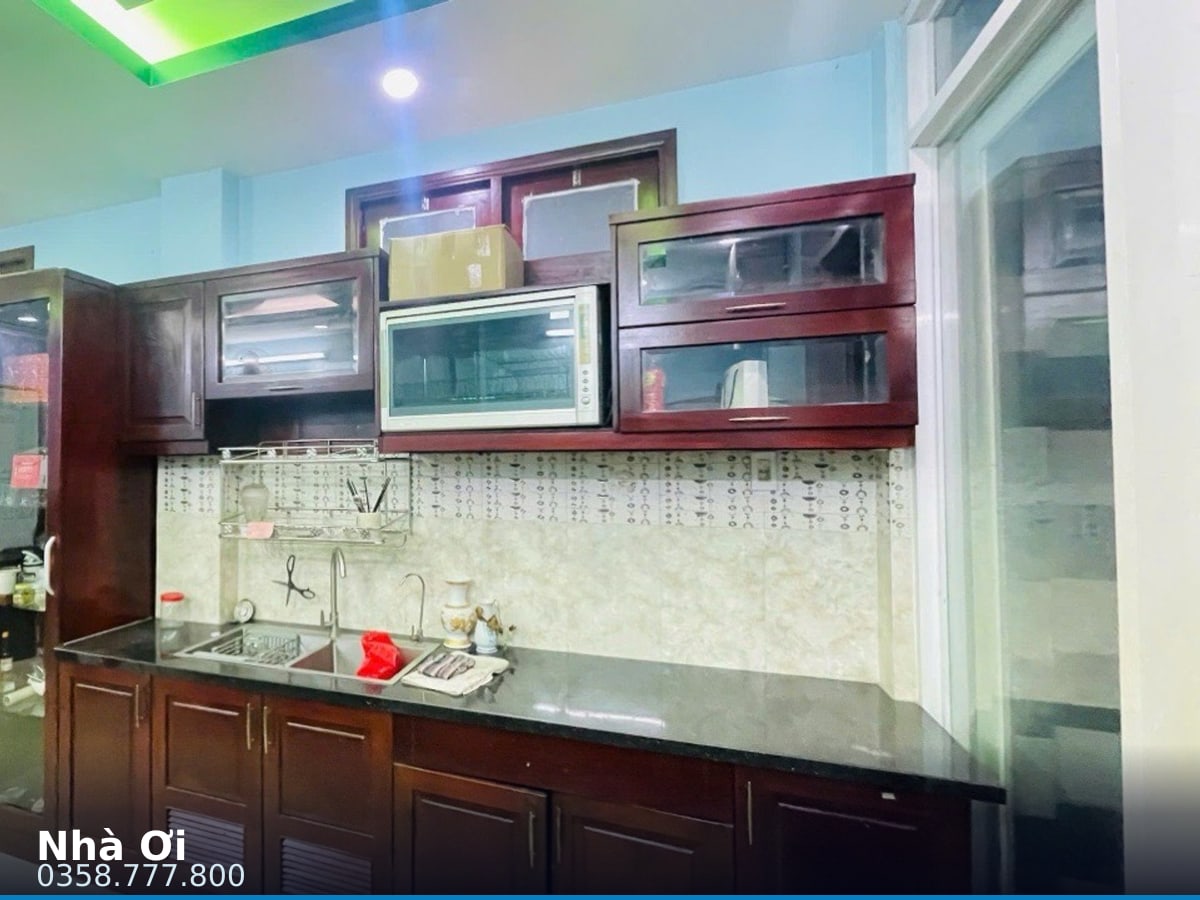 Nhà hẻm — Trường Chinh, Tân Bình — 76.5m² · ngang 4.2m · 4 tầng — 9,95 tỷ