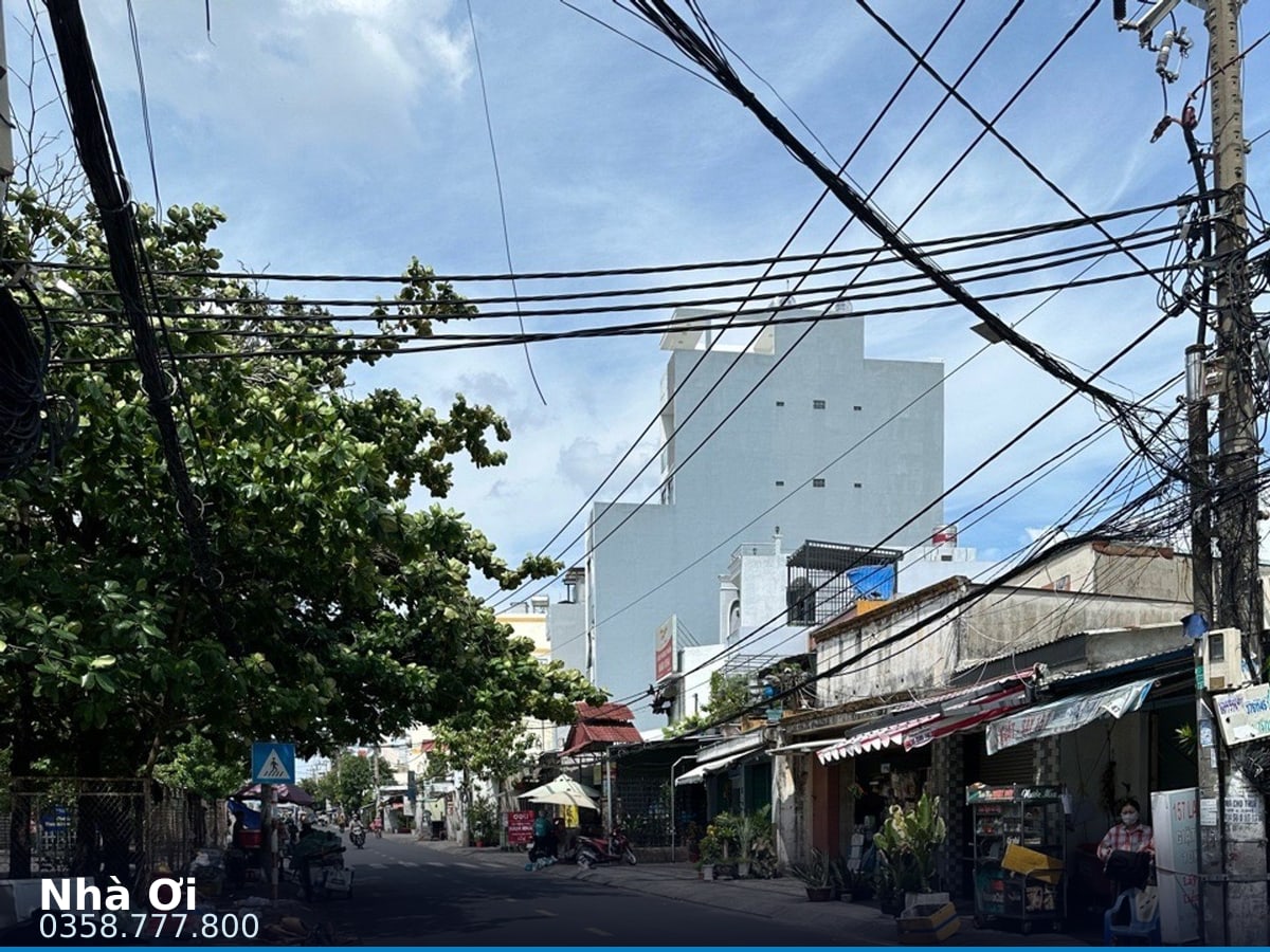 Nhà mặt tiền — Bùi Minh Trực, Bình Đông, Quận 8 — 147m² · ngang 12m · 4 tầng — 30,5 tỷ