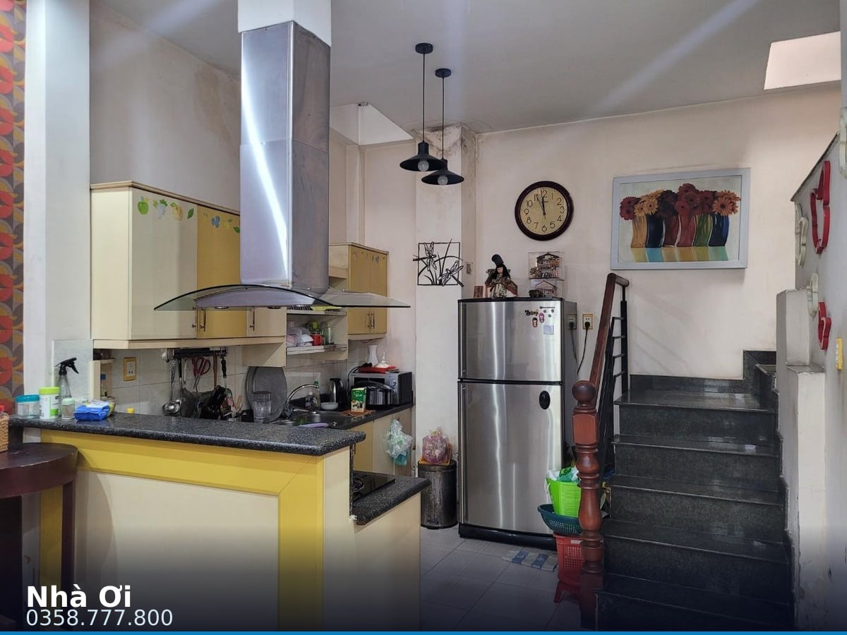 Nhà mặt tiền — Cách Mạng Tháng Tám, Xuân Hòa, Quận 3 — 101m² · ngang 5.5m · 2 tầng — 38 tỷ