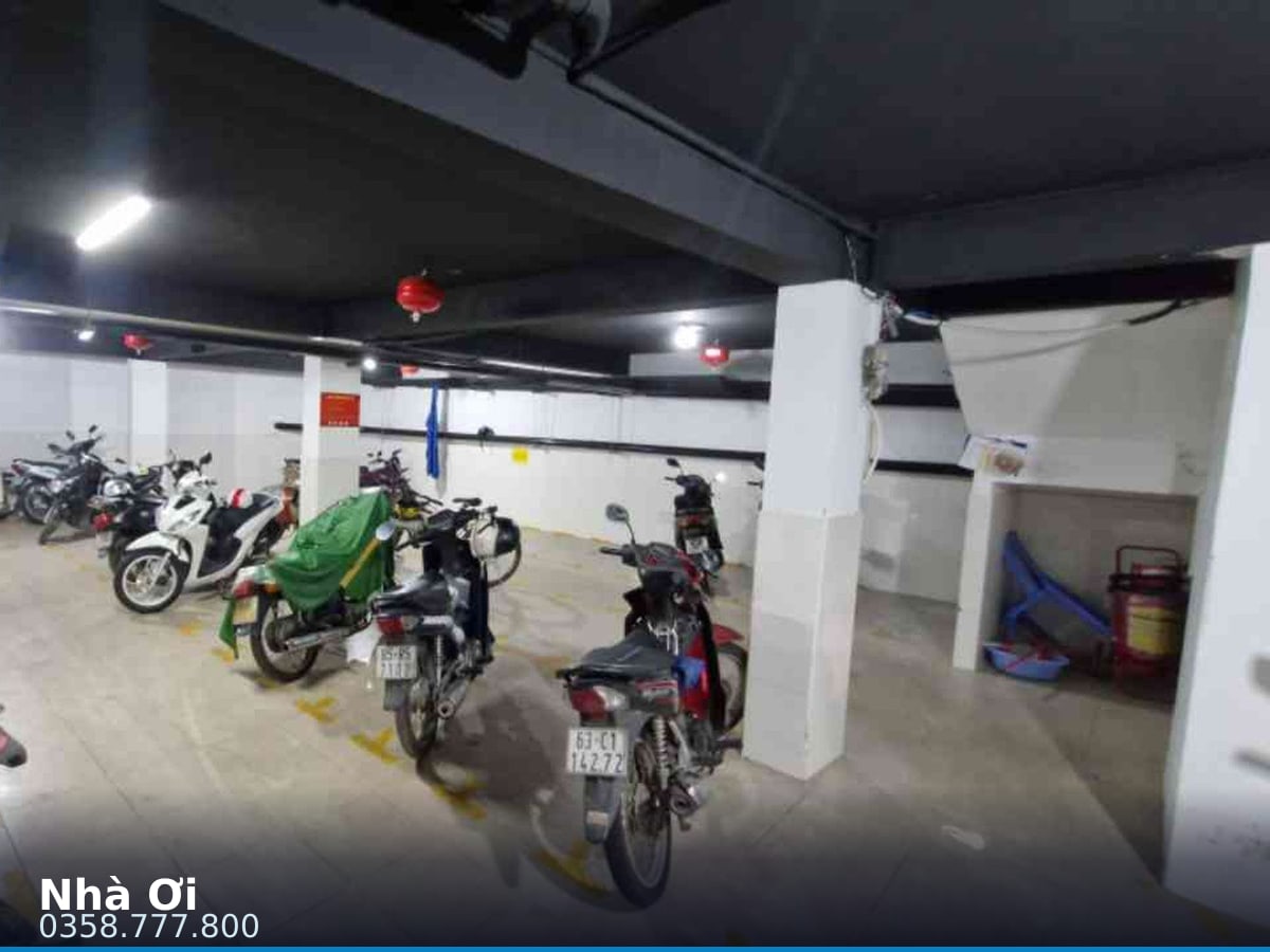 Nhà mặt tiền — Đường Số 27, Bình Trưng, Quận 2 — 306m² · ngang 10m · 7 tầng — 32,5 tỷ
