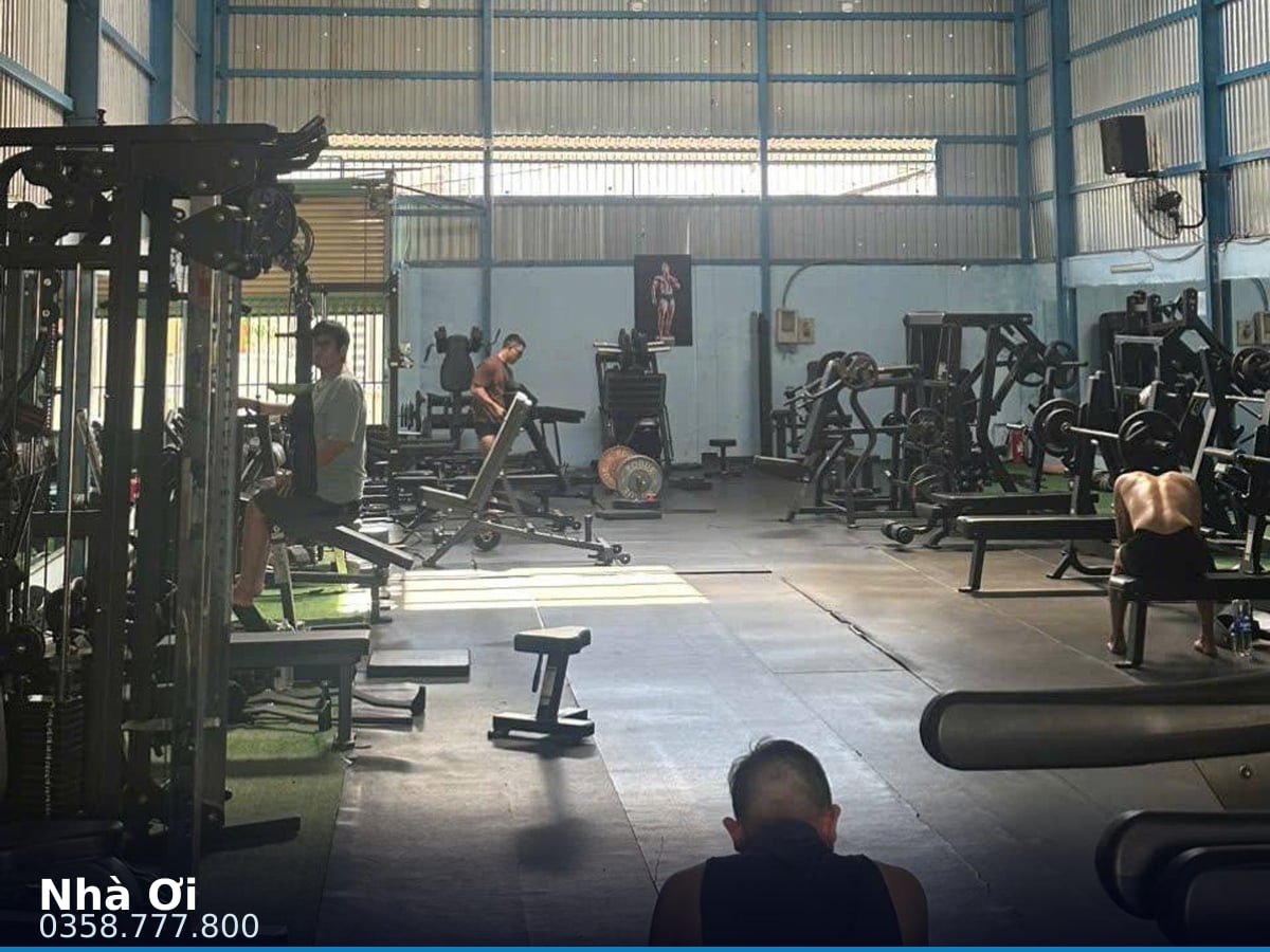 Nhà mặt tiền — Hoàng Ngân, Bình Phú, Quận 8 — 290m² · ngang 5m · 1 tầng — 27 tỷ