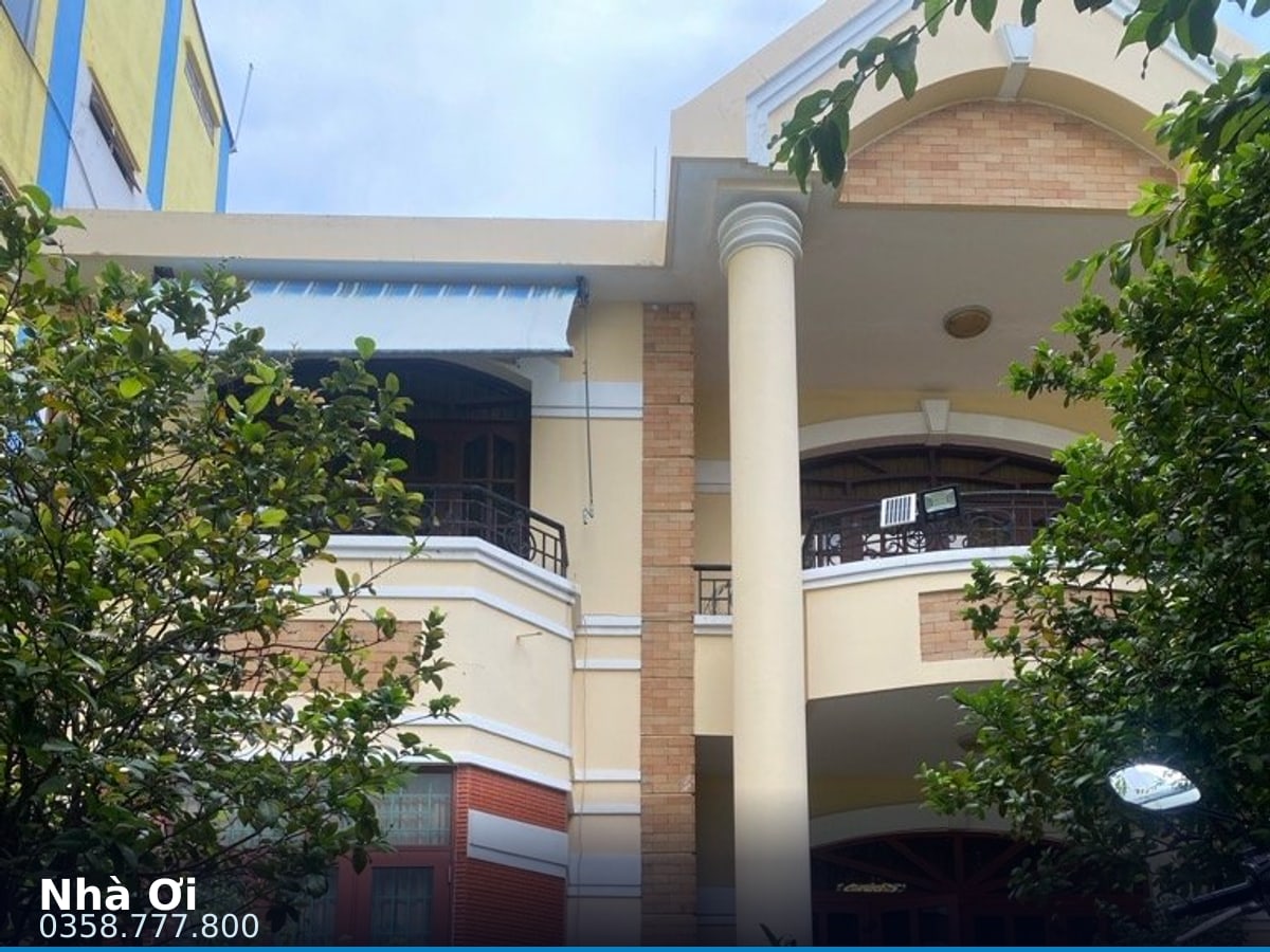Nhà mặt tiền — Lâm Văn Bền, Tân Thuận, Quận 7 — 542m² · ngang 12m · 2 tầng — 110 tỷ