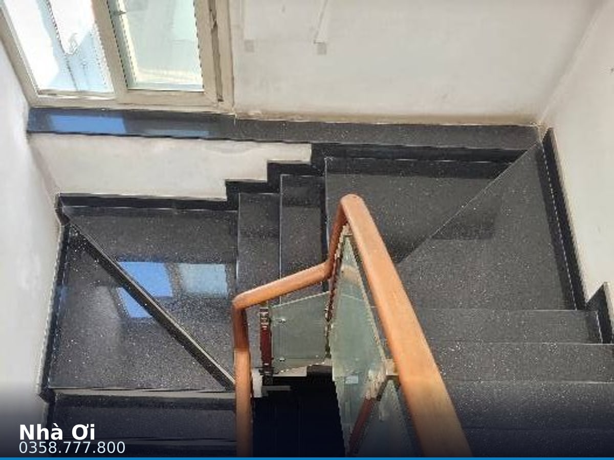 Nhà mặt tiền — Nguyễn Thị Nhỏ, Chợ Lớn, Quận 11 — 198m² · ngang 5m · 6 tầng — 52 tỷ