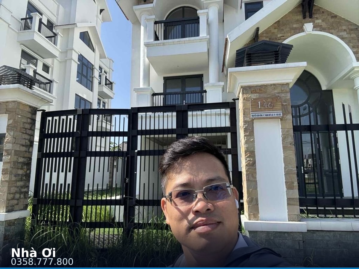 Nhà mặt tiền — Nguyễn Văn Kỉnh, Cát Lái, Quận 2 — 374m² · ngang 17m · 5 tầng — 95 tỷ