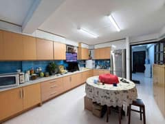 Nhà mặt tiền — Trần Não, An Khánh, Quận 2 — 123m² · ngang 4m · 5 tầng — 62 tỷ