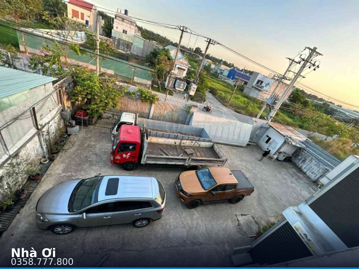 Nhà mặt tiền — Trần Thị Hơn, Đông Thạnh, Hóc Môn — 1879m² · ngang 23.5m · 1 tầng — 61 tỷ